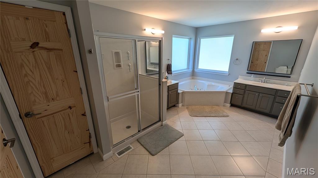 Country Club Sugar Creek - Residential