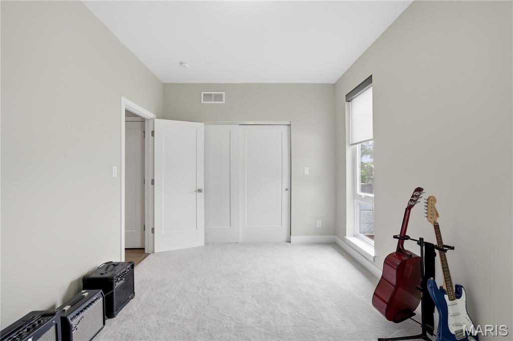 Laclede Race Course - Residential