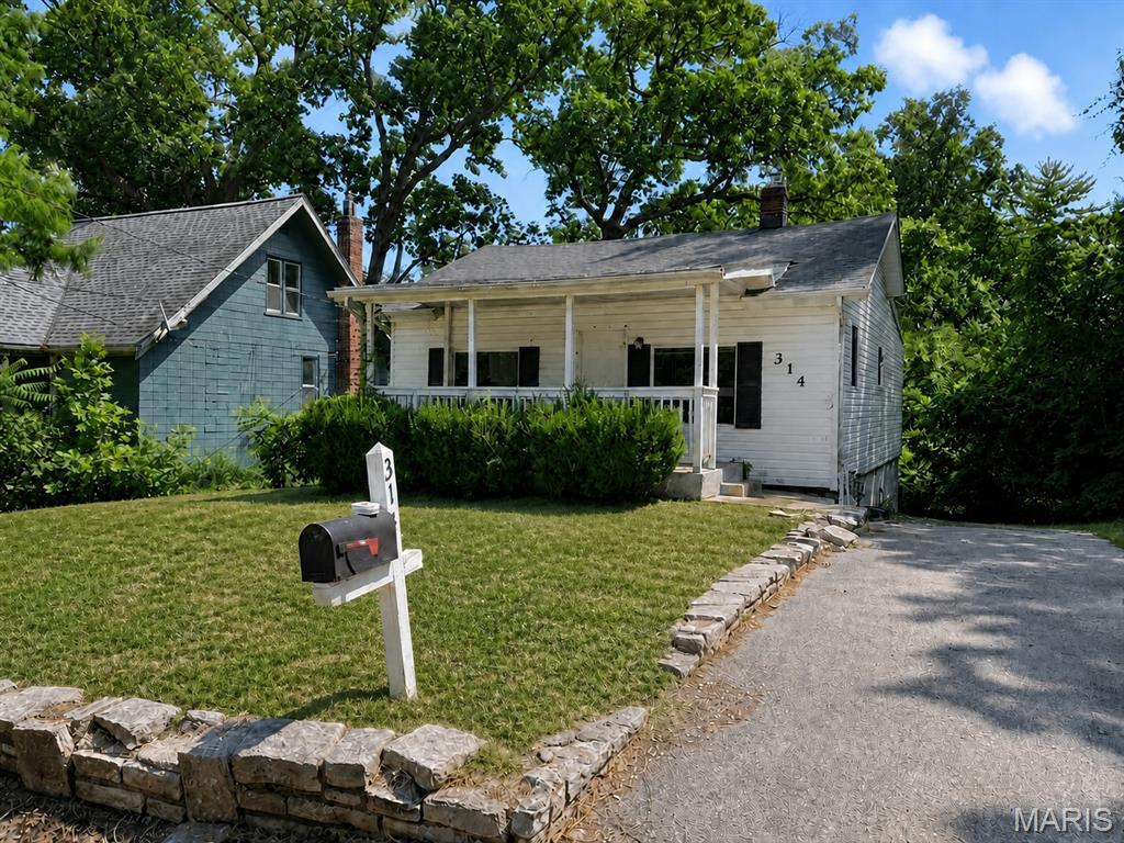 Welcome to 314 Midridge Drive! This 5-bedroom, 1.5-bath home offers approximately 1,755 square feet of living space, including the basement. The finished lower level provides plenty of additional space and features a convenient walkout to the backyard. Previously rented for $1,700 per month through the County HUD program, this property offers excellent potential for an owner-occupant or investor. Property is being sold as-is. Prior rental income and future program eligibility are not guaranteed.