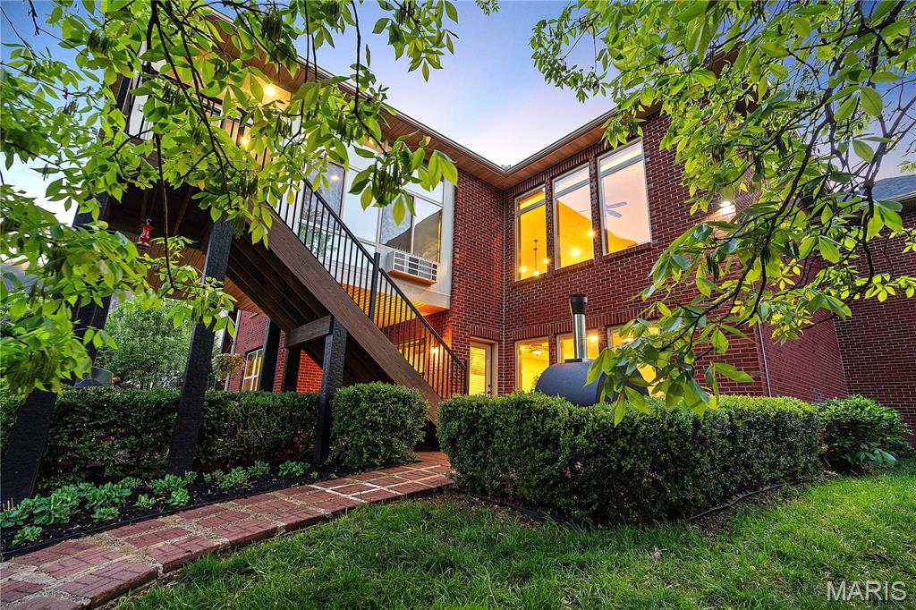 Old Hawthorne #2 - Residential