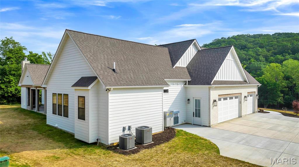 Flat Rock Valley - Residential
