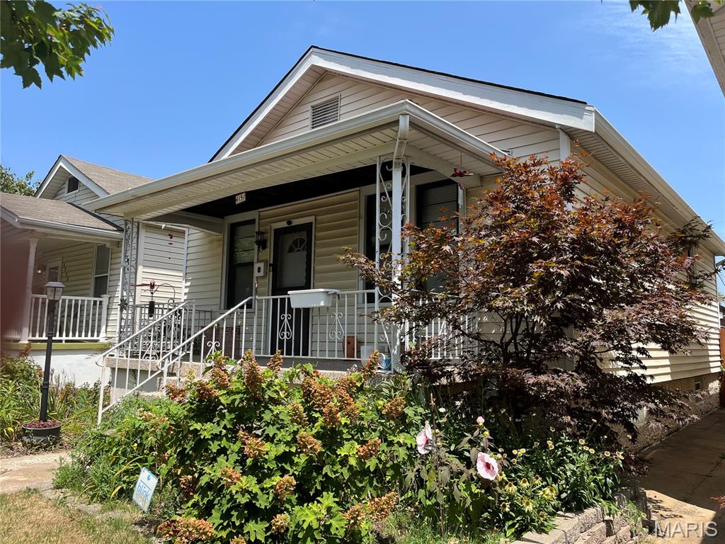 John F McDermotts Gramercy - Residential