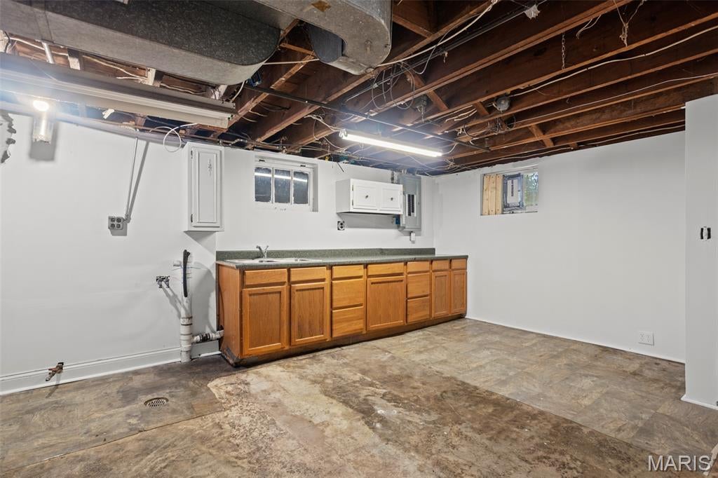 Alphonse Berry Tr - Residential