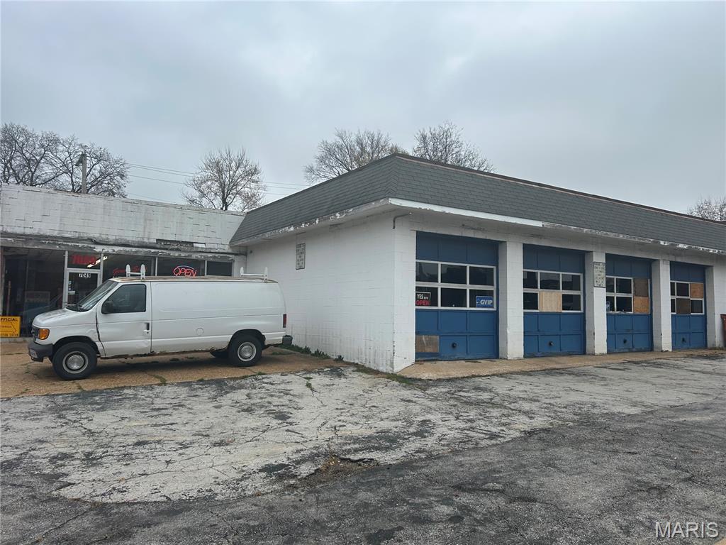 Exceptional opportunity on W Florissant! This versatile auto repair facility offers 4 full-size garage doors and 8 deep-bay workstations, ready to support a thriving automotive business. High visibility, convenient access, and a functional layout make this an ideal location for mechanics, specialty shops, fleet services, or expansion of an existing brand. Move in and start operating immediately!