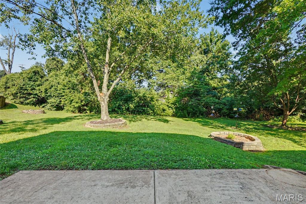 Parkway Manor - Residential