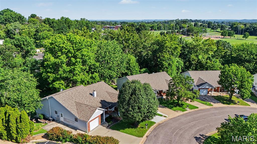 Parkway Manor - Residential
