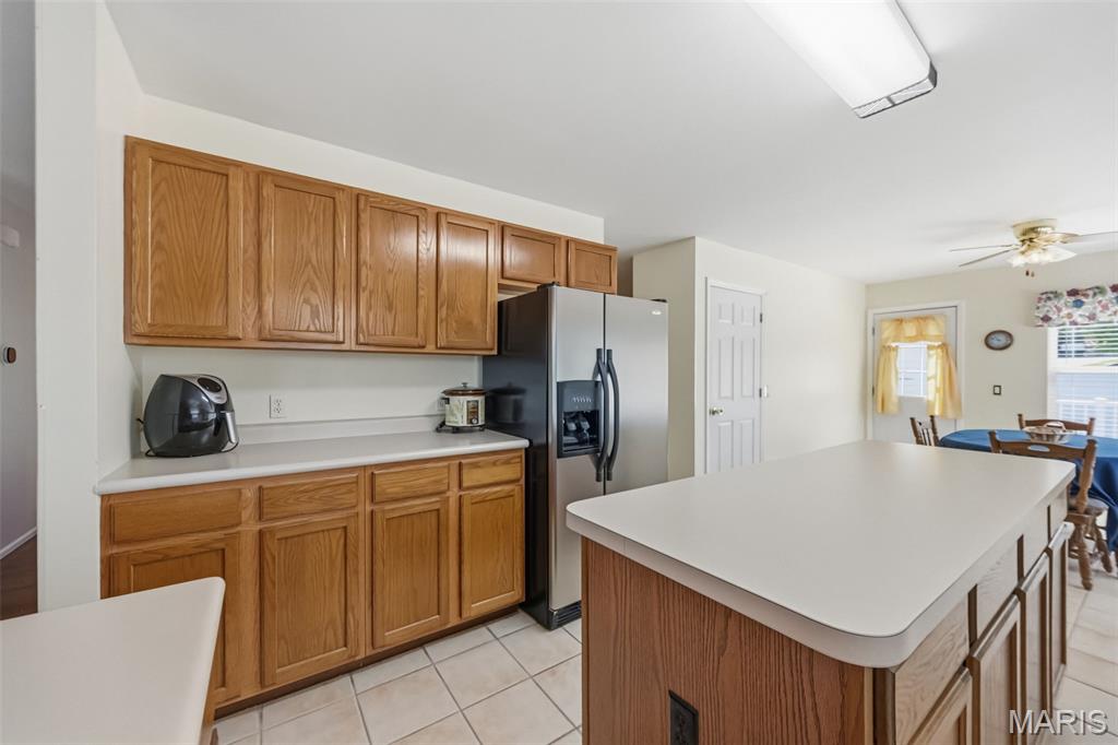 Hickory Square Ph Sin - Residential