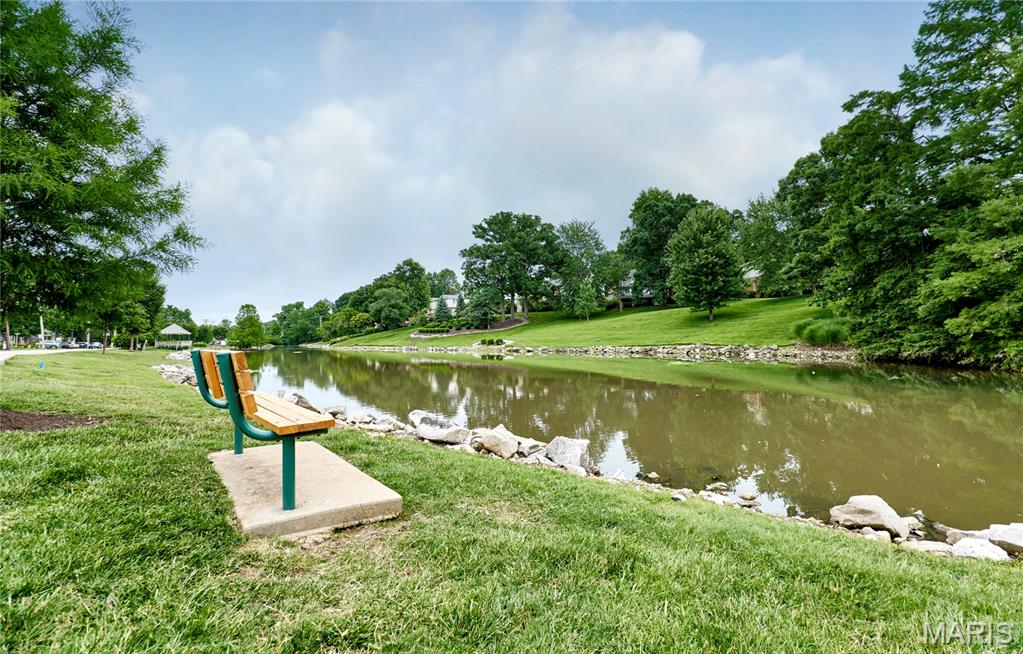 Brentwood Forest Condo Ph Six - Residential