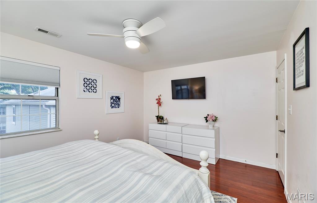 Brentwood Forest Condo Ph Six - Residential