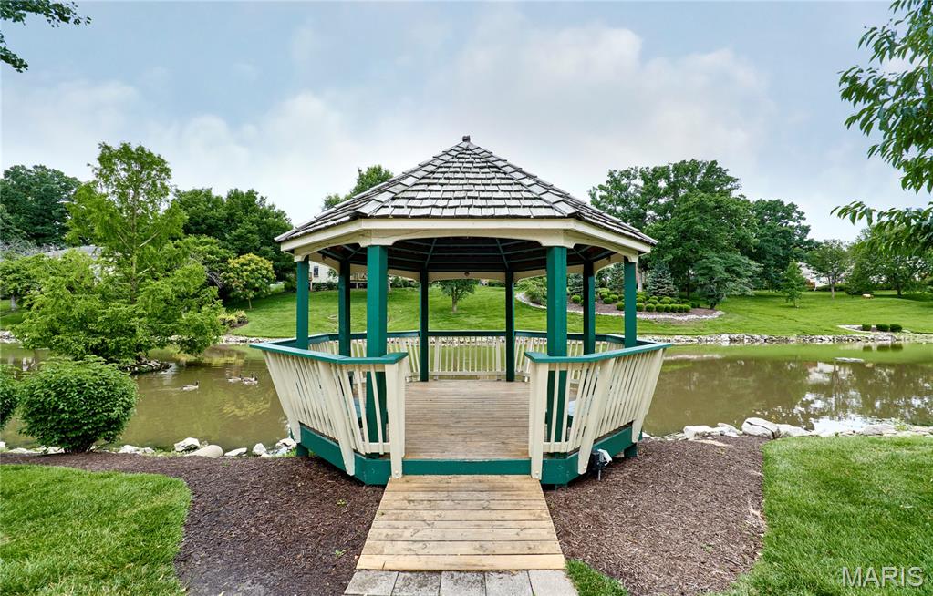 Brentwood Forest Condo Ph Six - Residential