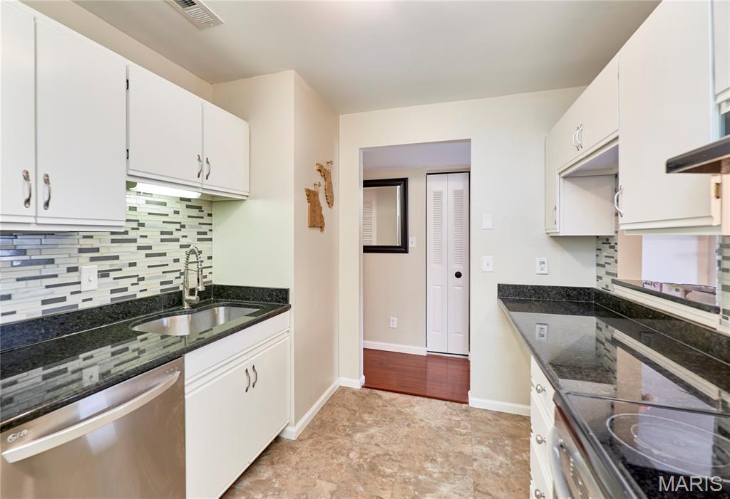 Brentwood Forest Condo Ph Six - Residential