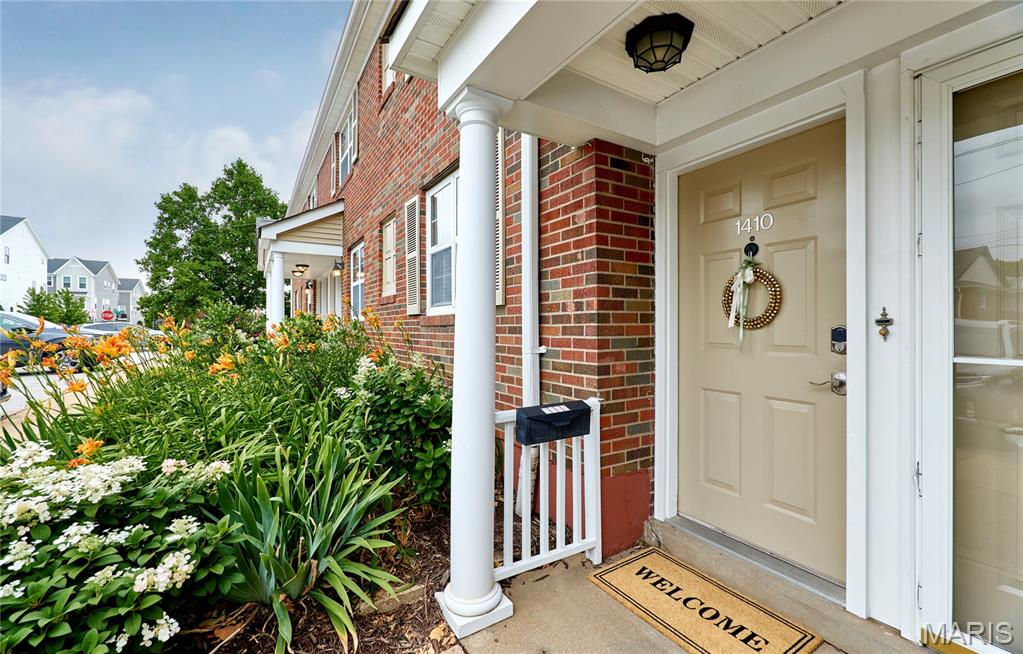 Brentwood Forest Condo Ph Six - Residential