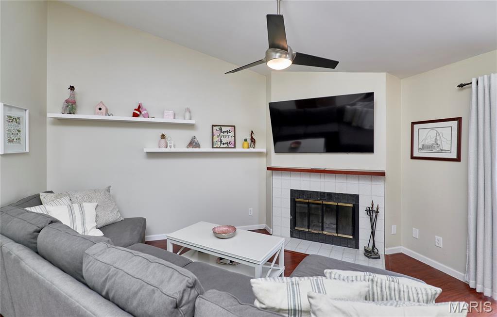 Brentwood Forest Condo Ph Six - Residential
