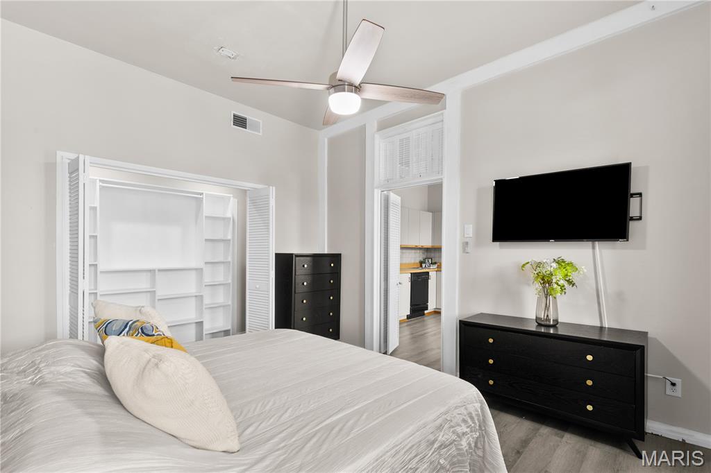 St Louis Commons Add - Residential Income