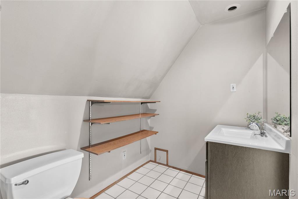 St Louis Commons Add - Residential Income