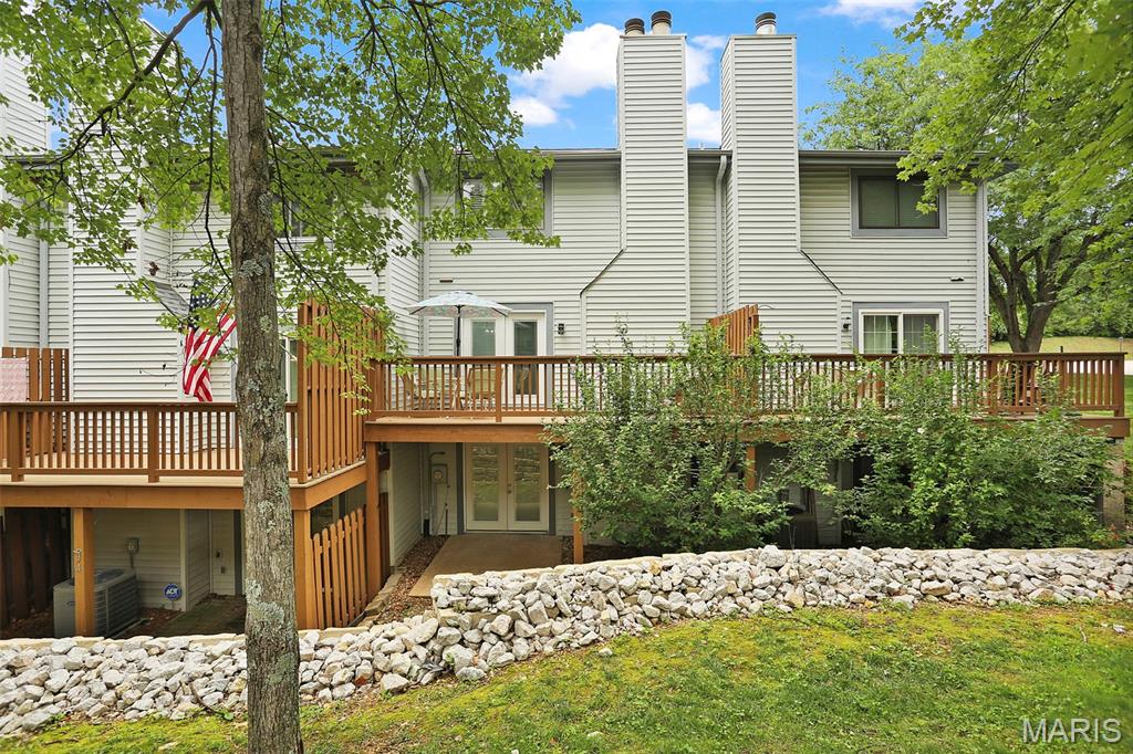 Treetop Condo Condo - Residential