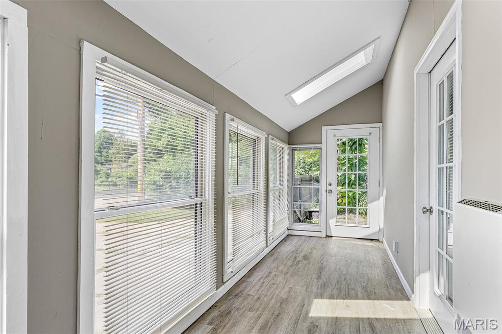 Elm Pt Place - Residential