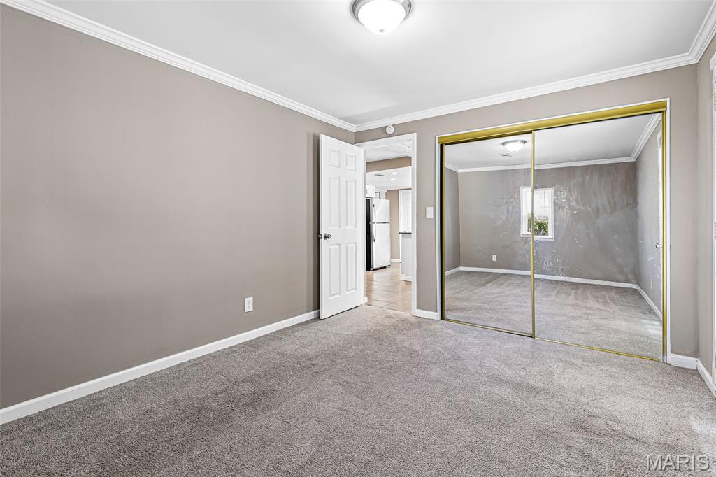 Elm Pt Place - Residential