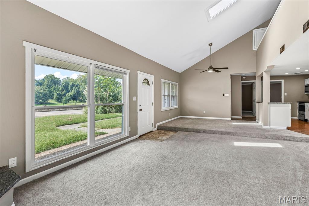Elm Pt Place - Residential
