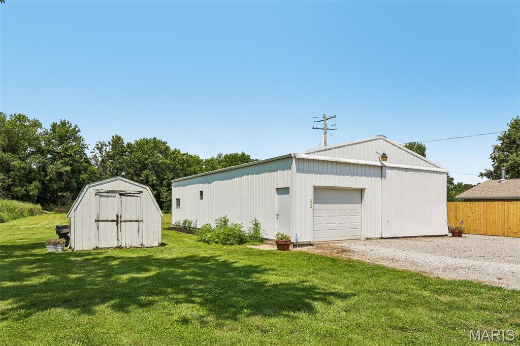 Patoka - Residential