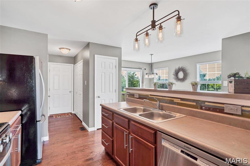 Countryshire #3 - Residential Lease