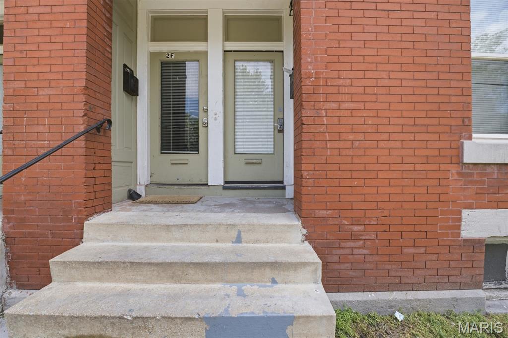 St Louis Commons Add - Residential Income