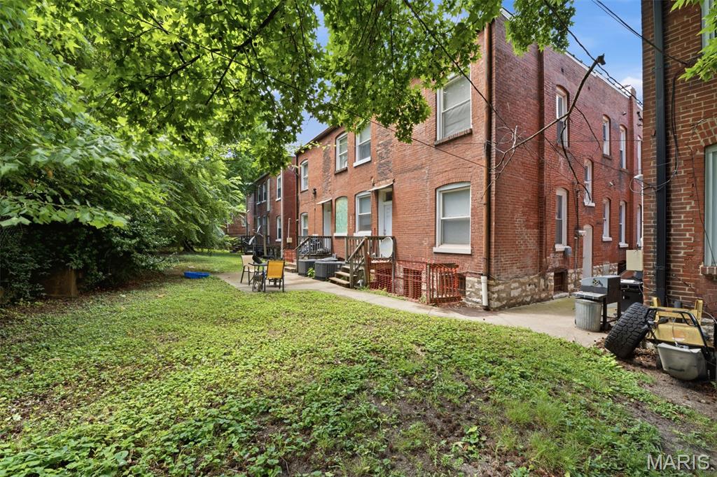 St Louis Commons Add - Residential Income
