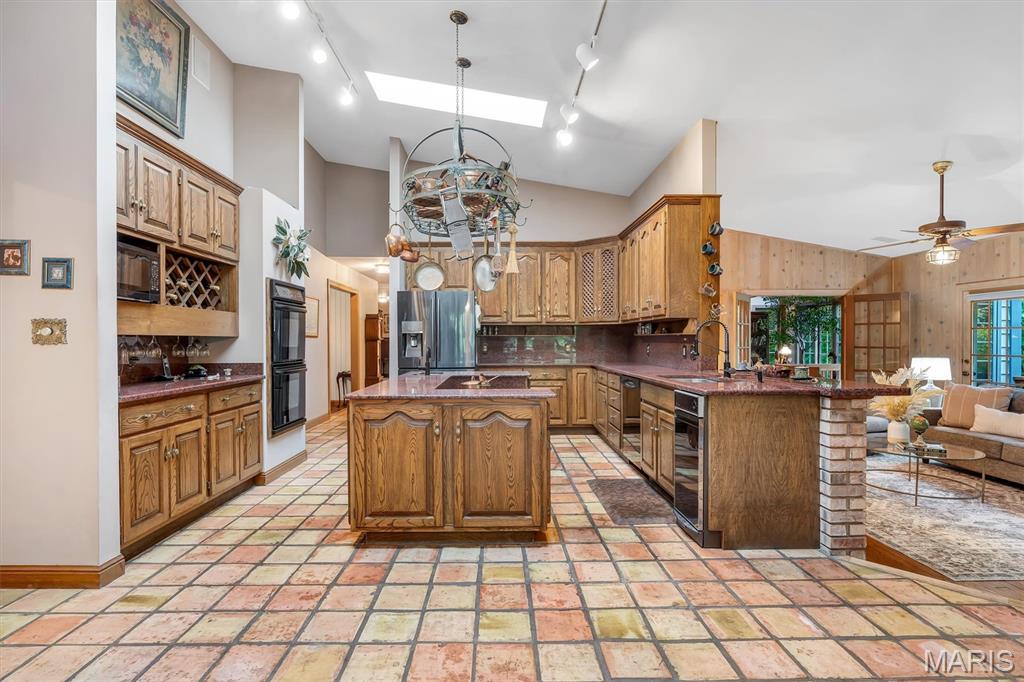 Sassafrass Place 1 Lts 3 & 5 Bdy - Residential