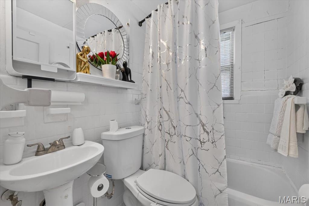 Belle Mead Place Resub Acre Lt 5 - Residential