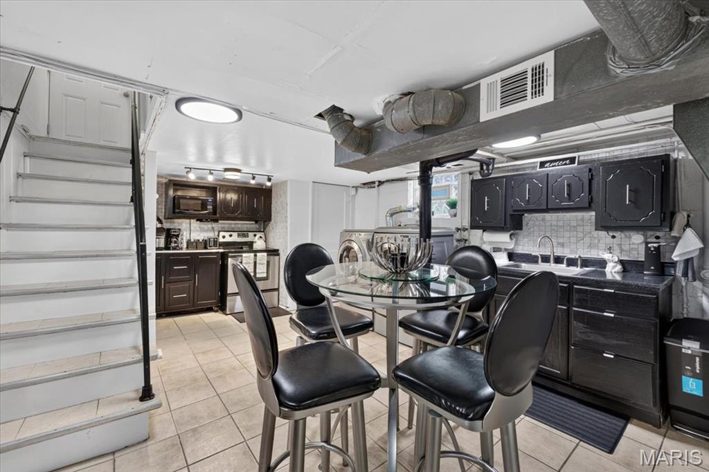 Belle Mead Place Resub Acre Lt 5 - Residential