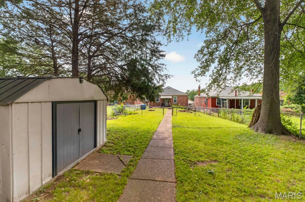 Belle Mead Place Resub Acre Lt 5 - Residential