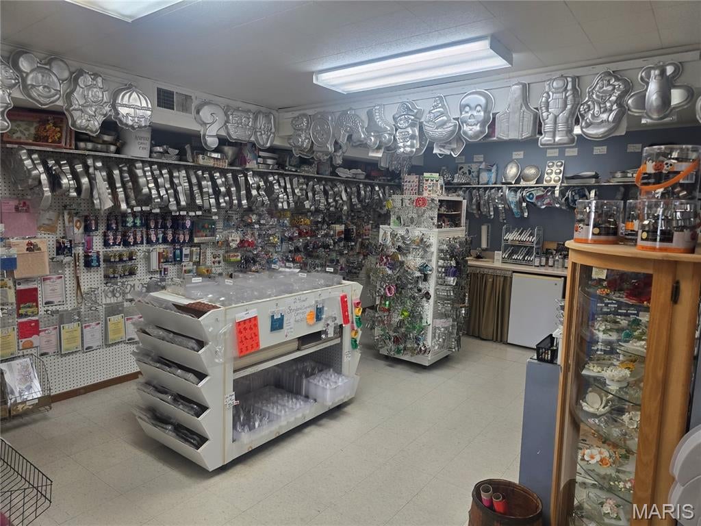 Deppe & Reinekes Add - Commercial Sale