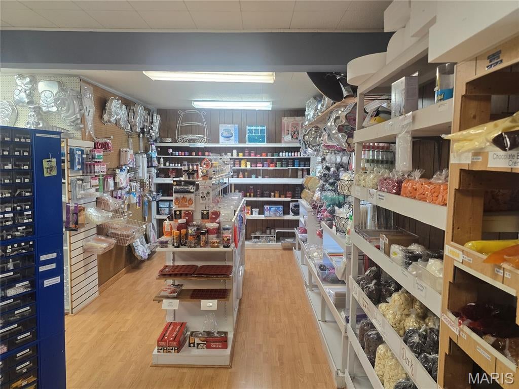 Deppe & Reinekes Add - Commercial Sale
