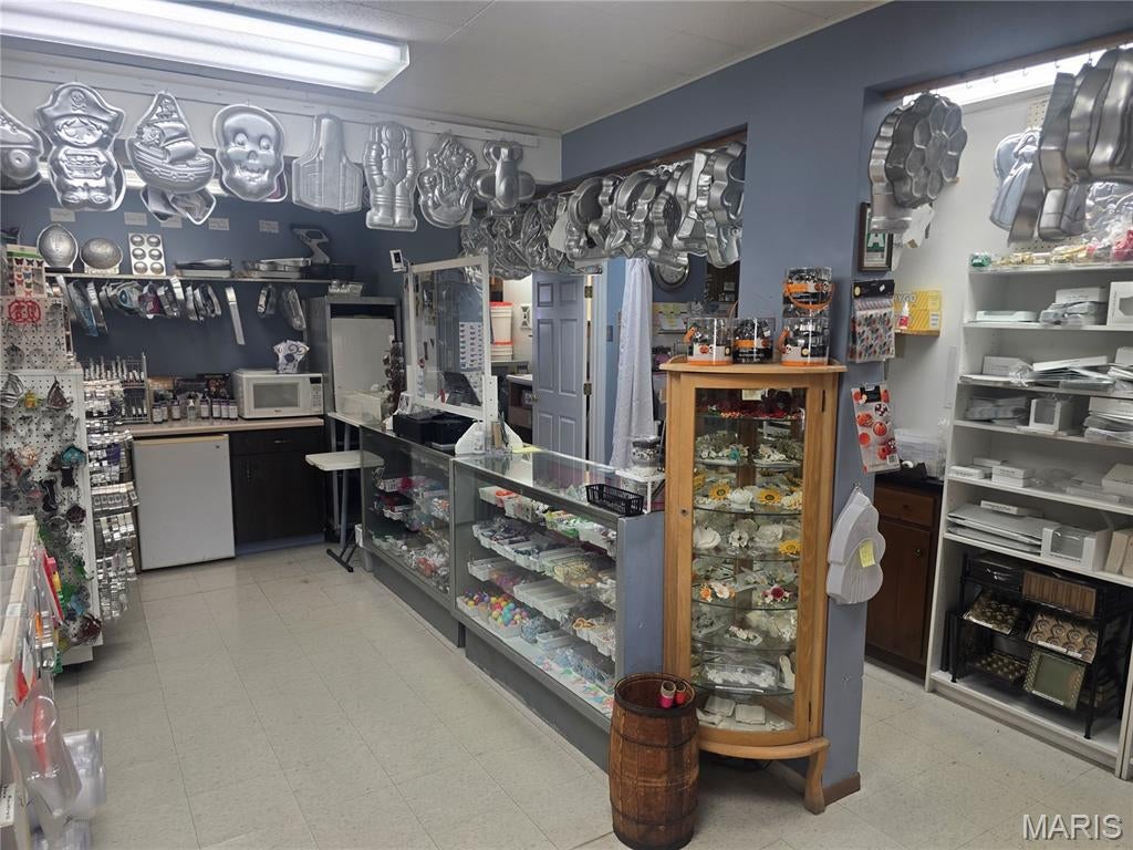 Deppe & Reinekes Add - Commercial Sale