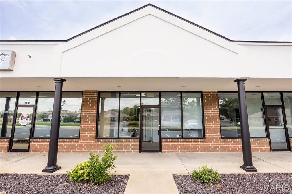 Lakepointe Centre Professional - Commercial Lease