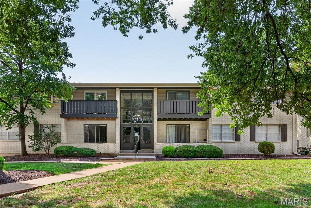Burtonwood Manor Condo 1 - Residential