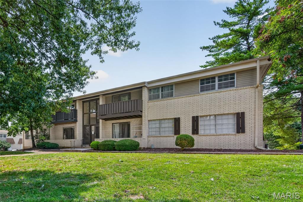 Burtonwood Manor Condo 1 - Residential