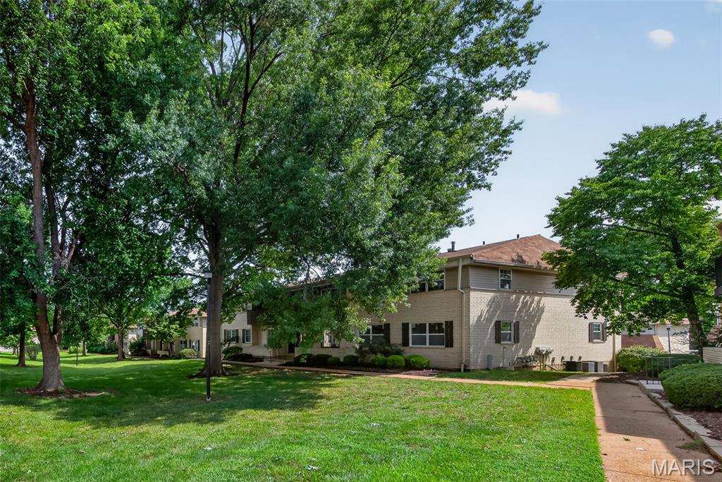 Burtonwood Manor Condo 1 - Residential