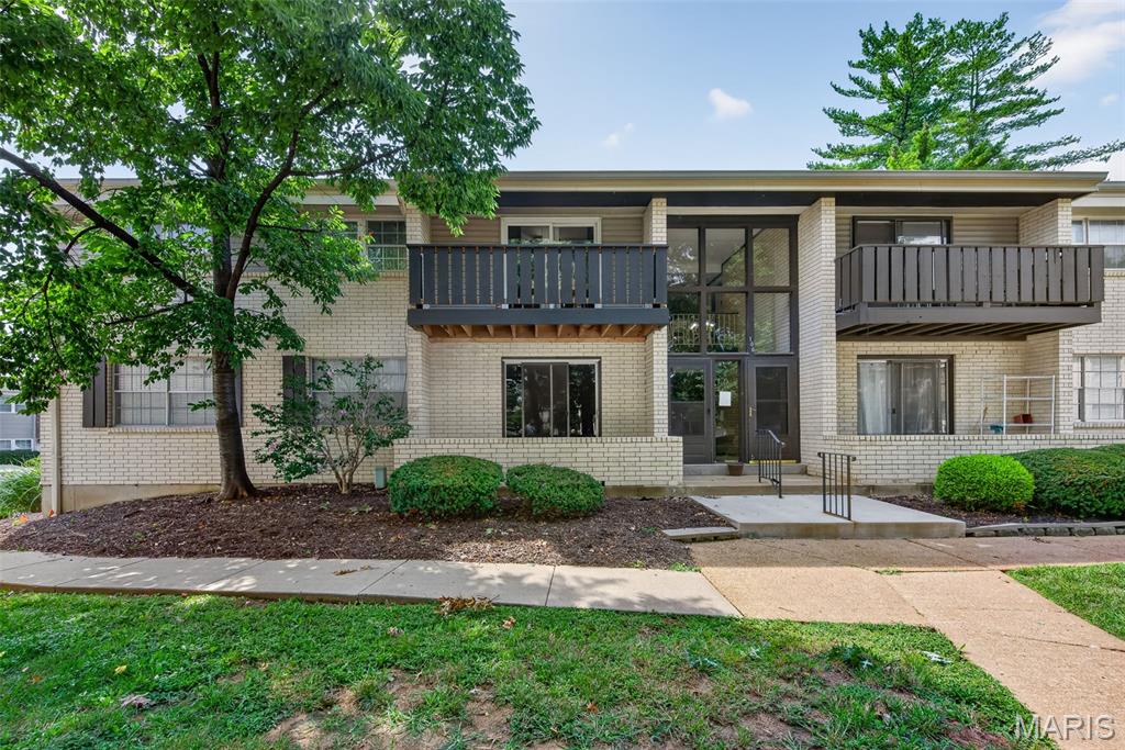 Burtonwood Manor Condo 1 - Residential