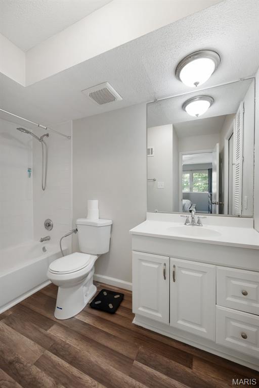 Burtonwood Manor Condo 1 - Residential