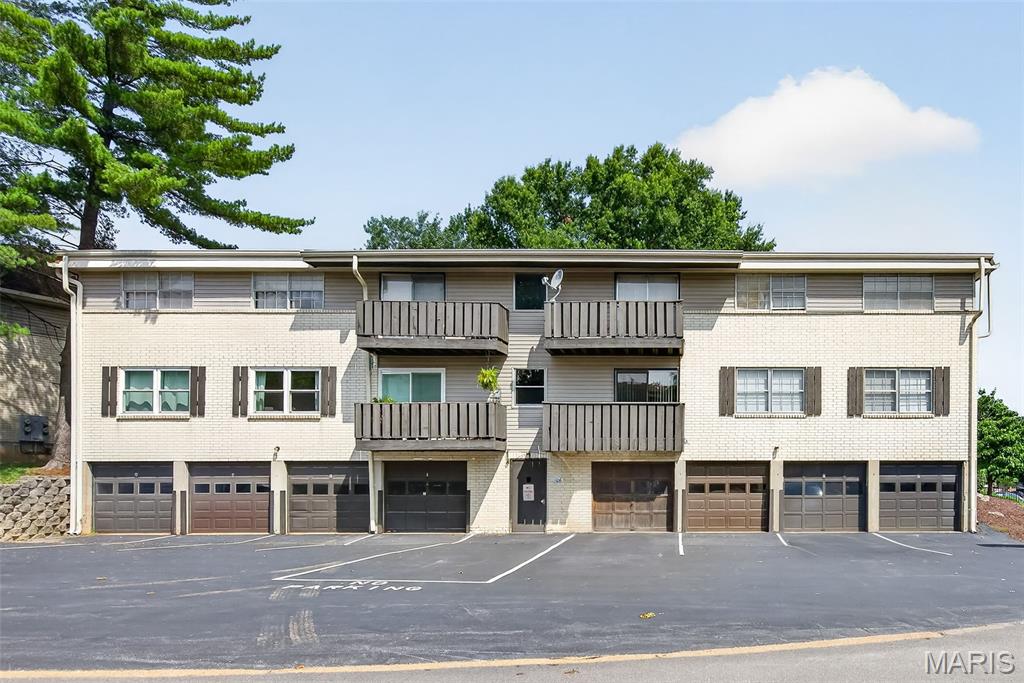 Burtonwood Manor Condo 1 - Residential