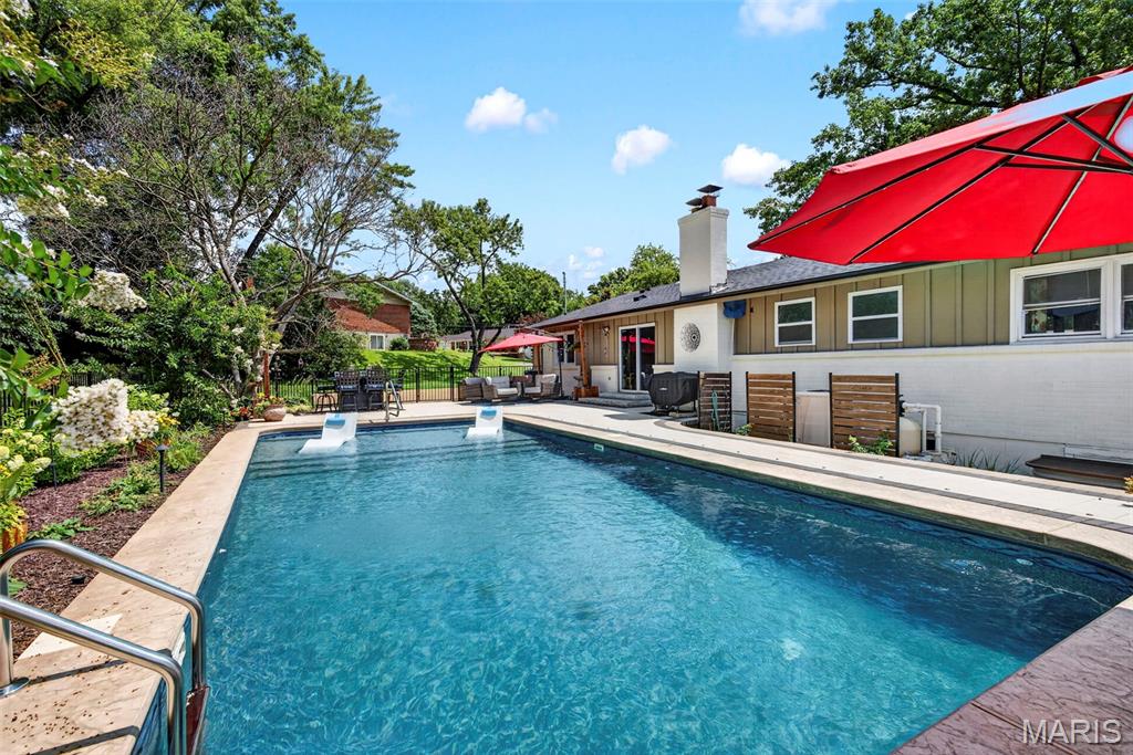 Four Seasons Sec #1 - Residential
