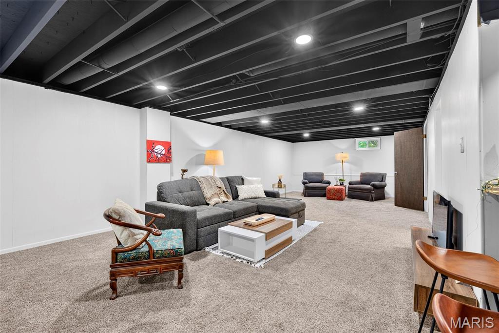 Four Seasons Sec #1 - Residential
