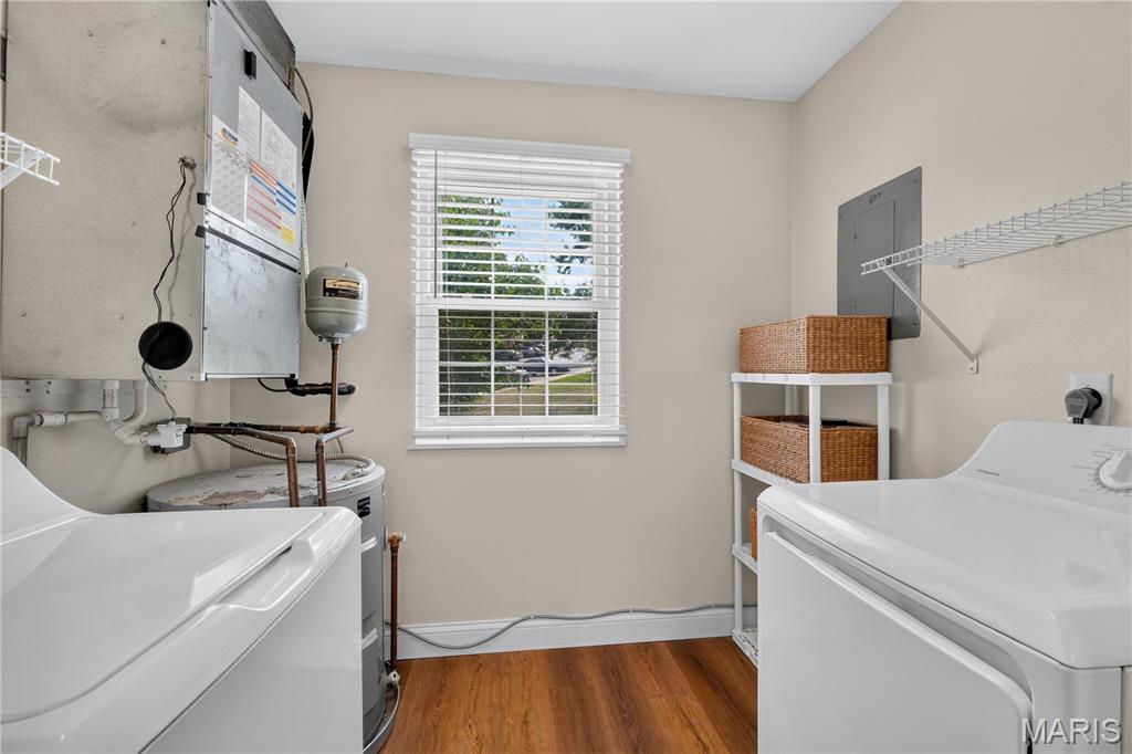 Brentwood Forest Condo Ph Four - Residential