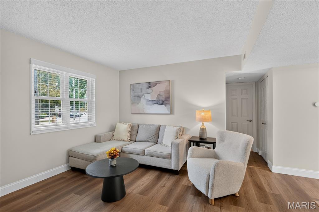 Brentwood Forest Condo Ph Four - Residential