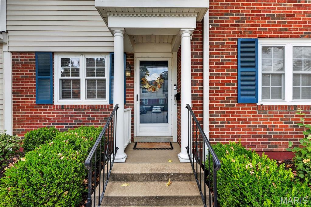 Brentwood Forest Condo Ph Four - Residential