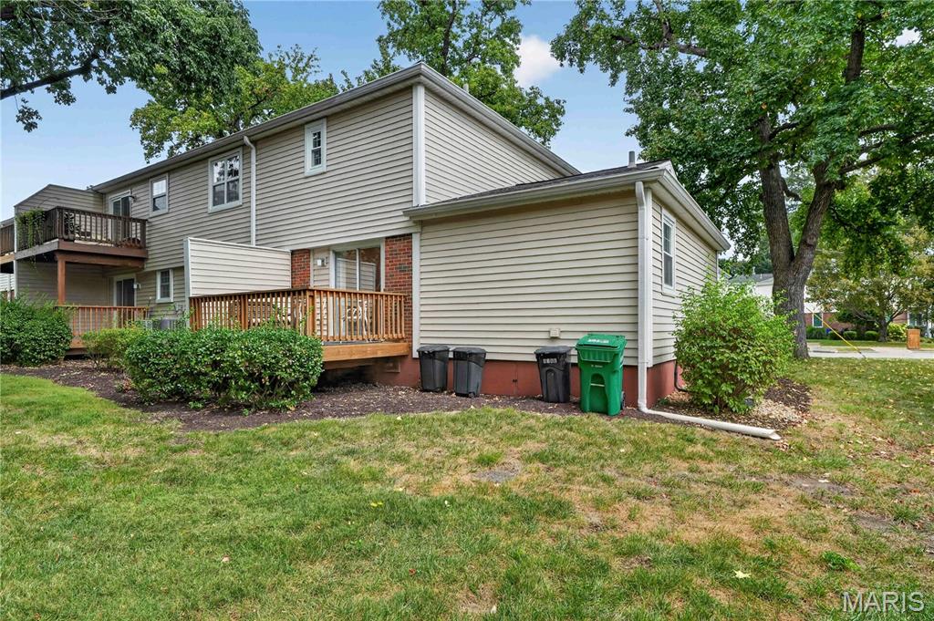Brentwood Forest Condo Ph Four - Residential