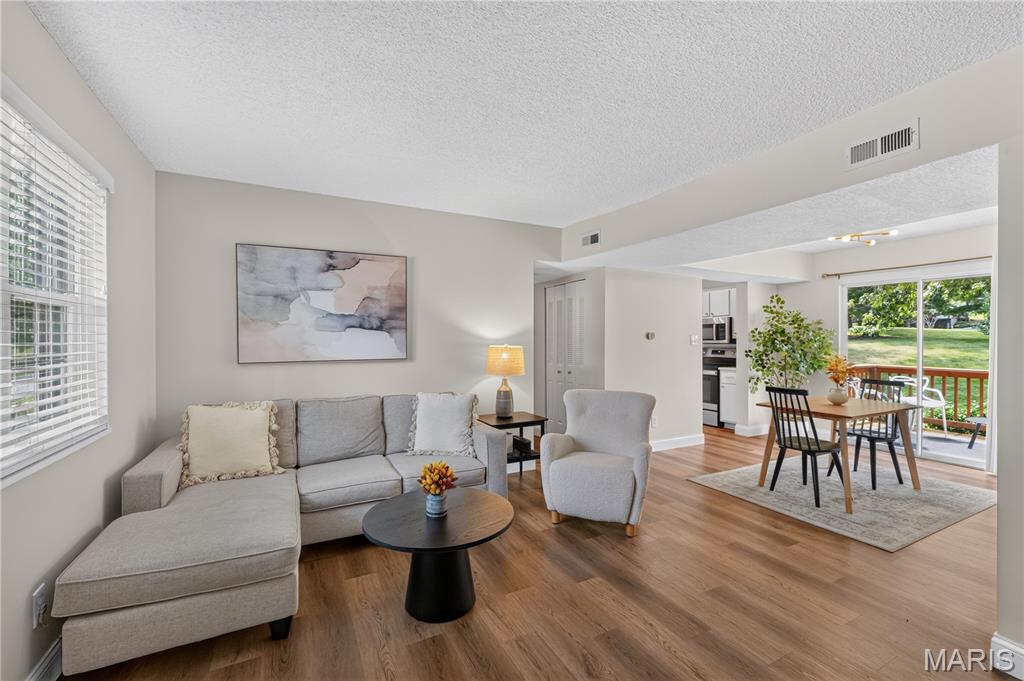 Brentwood Forest Condo Ph Four - Residential