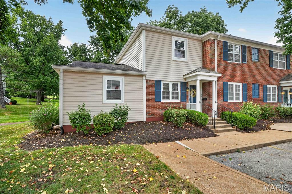 Brentwood Forest Condo Ph Four - Residential