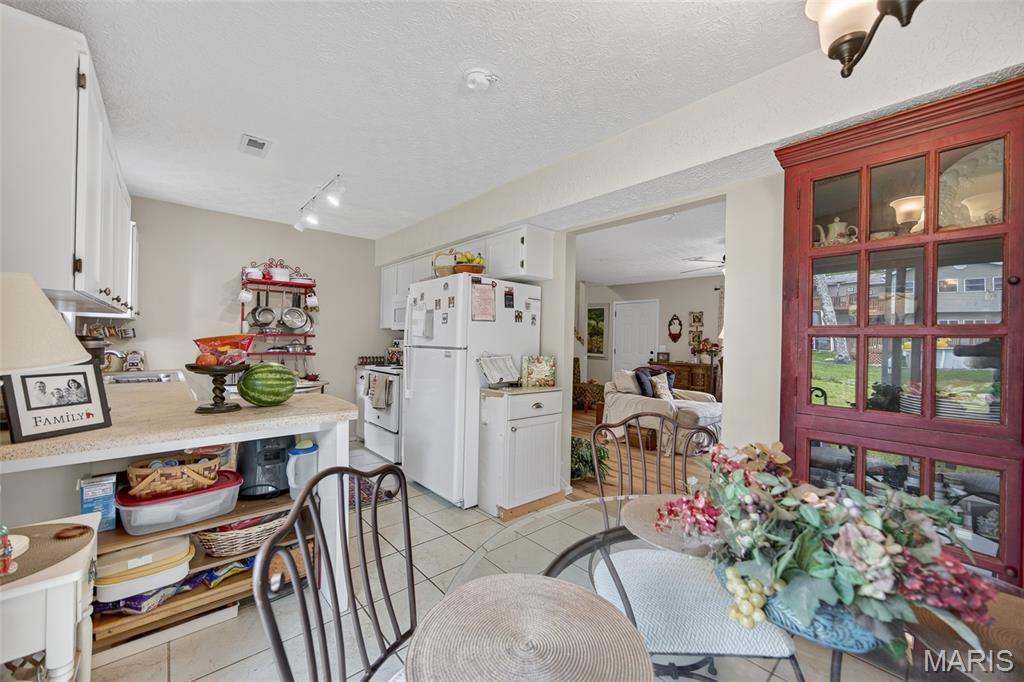 Country Oaks Sub - Residential